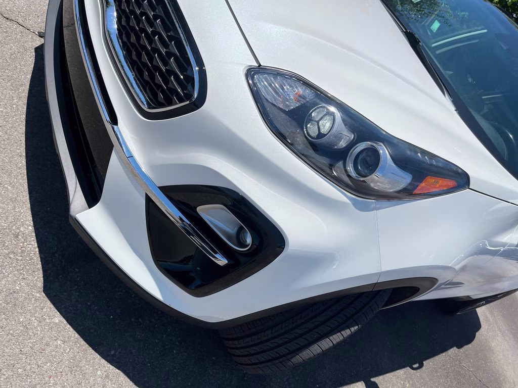 2022 Snow White Pearl Kia Sportage EX FWD SUV