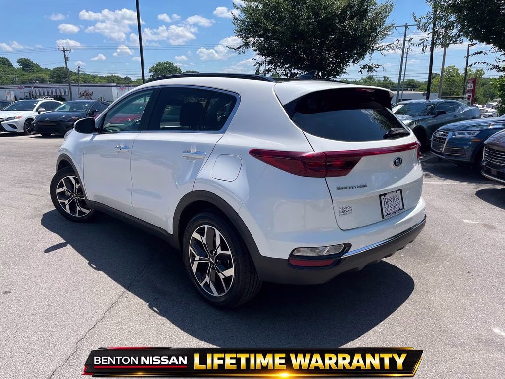 2022 Snow White Pearl Kia Sportage EX FWD SUV
