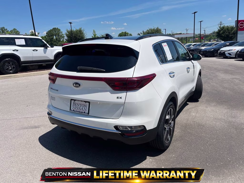 2022 Snow White Pearl Kia Sportage EX FWD SUV