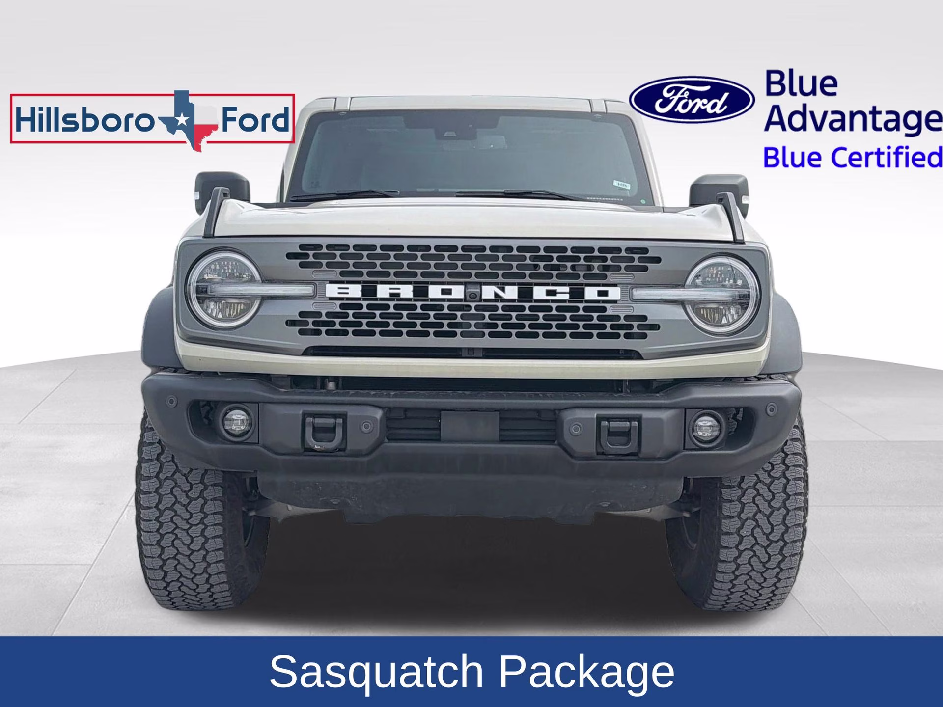 2025 Desert Sand Ford Bronco Badlands 4X4 SUV