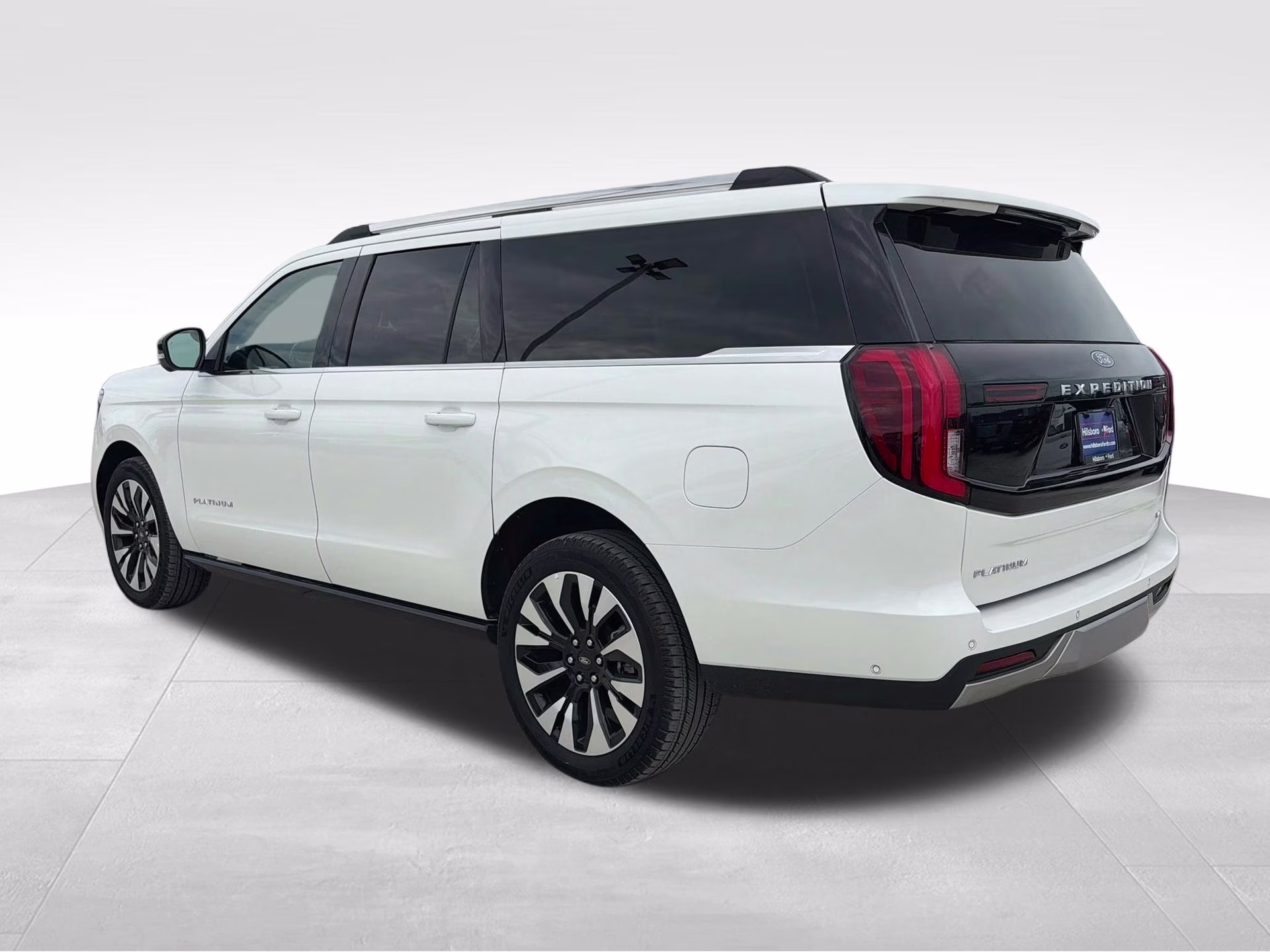 2025 Star White Metallic Tri-Coat Ford Expedition Max Platinum 4X4 SUV
