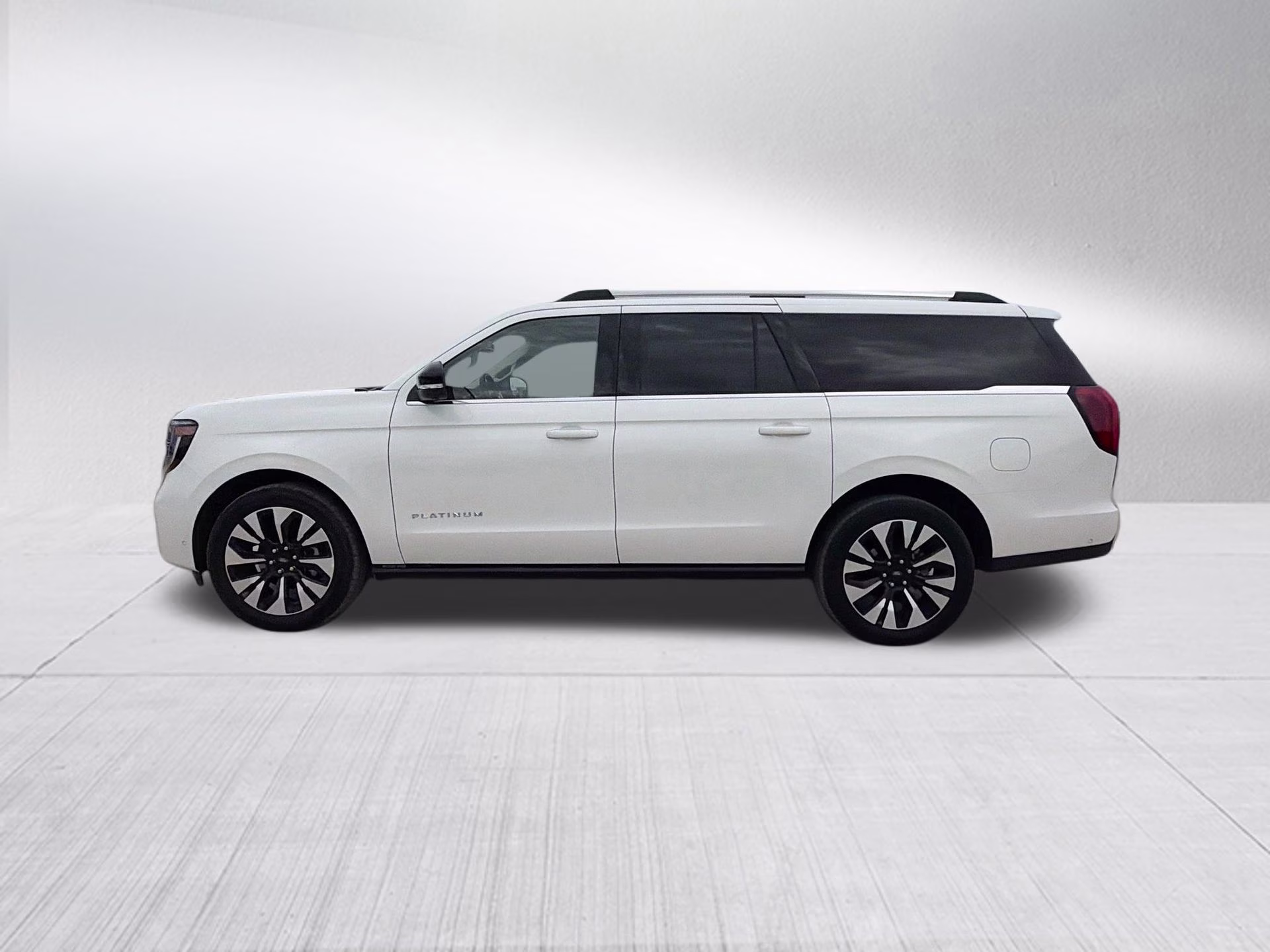 2025 Star White Metallic Tri-Coat Ford Expedition Max Platinum 4X4 SUV