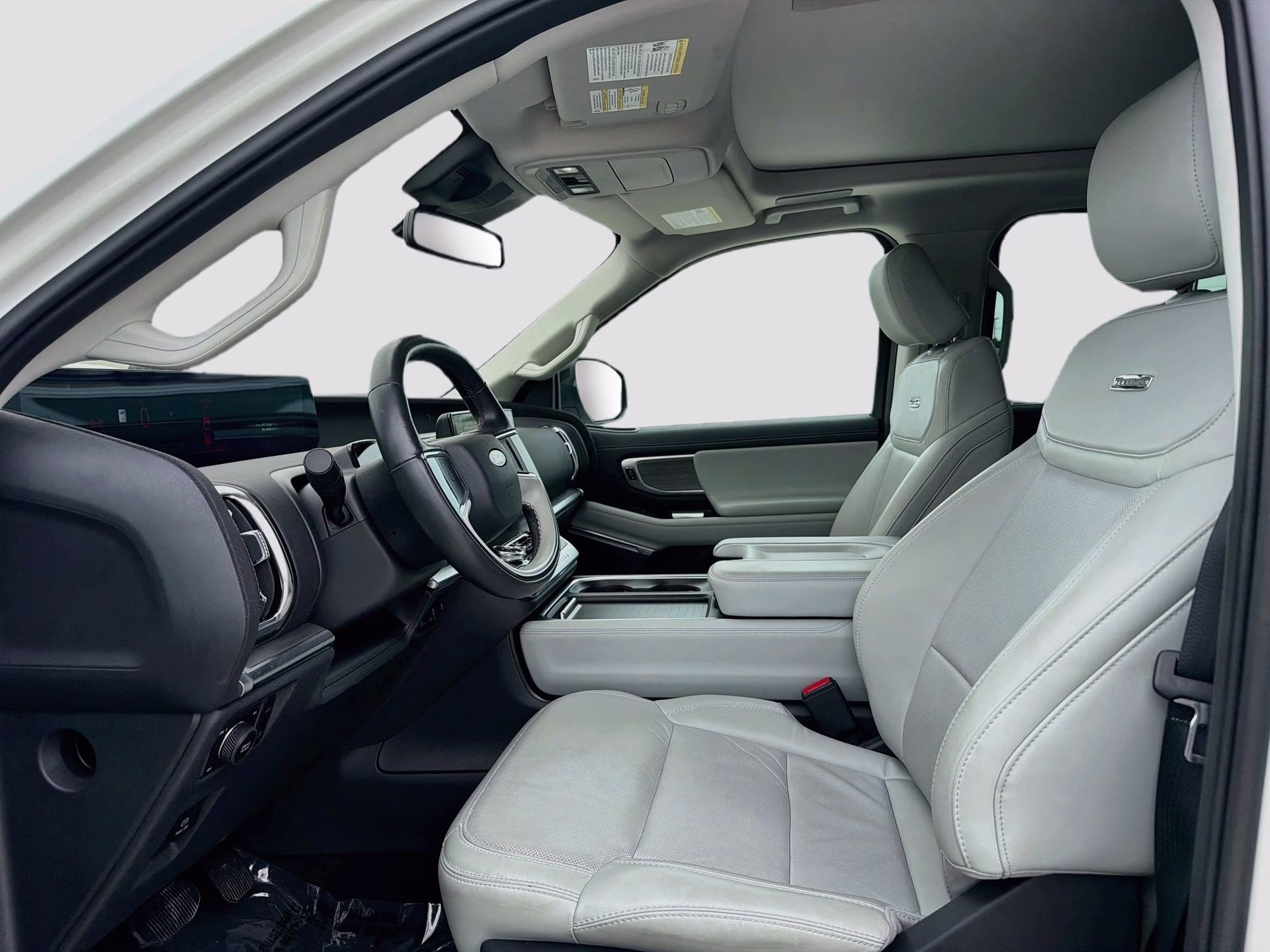 2025 Star White Metallic Tri-Coat Ford Expedition Max Platinum 4X4 SUV
