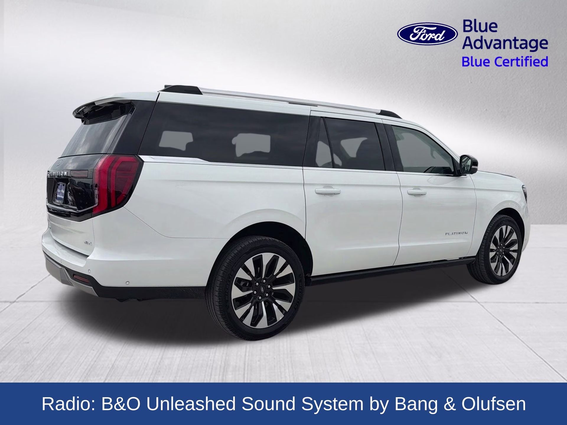 2025 Star White Metallic Tri-Coat Ford Expedition Max Platinum 4X4 SUV