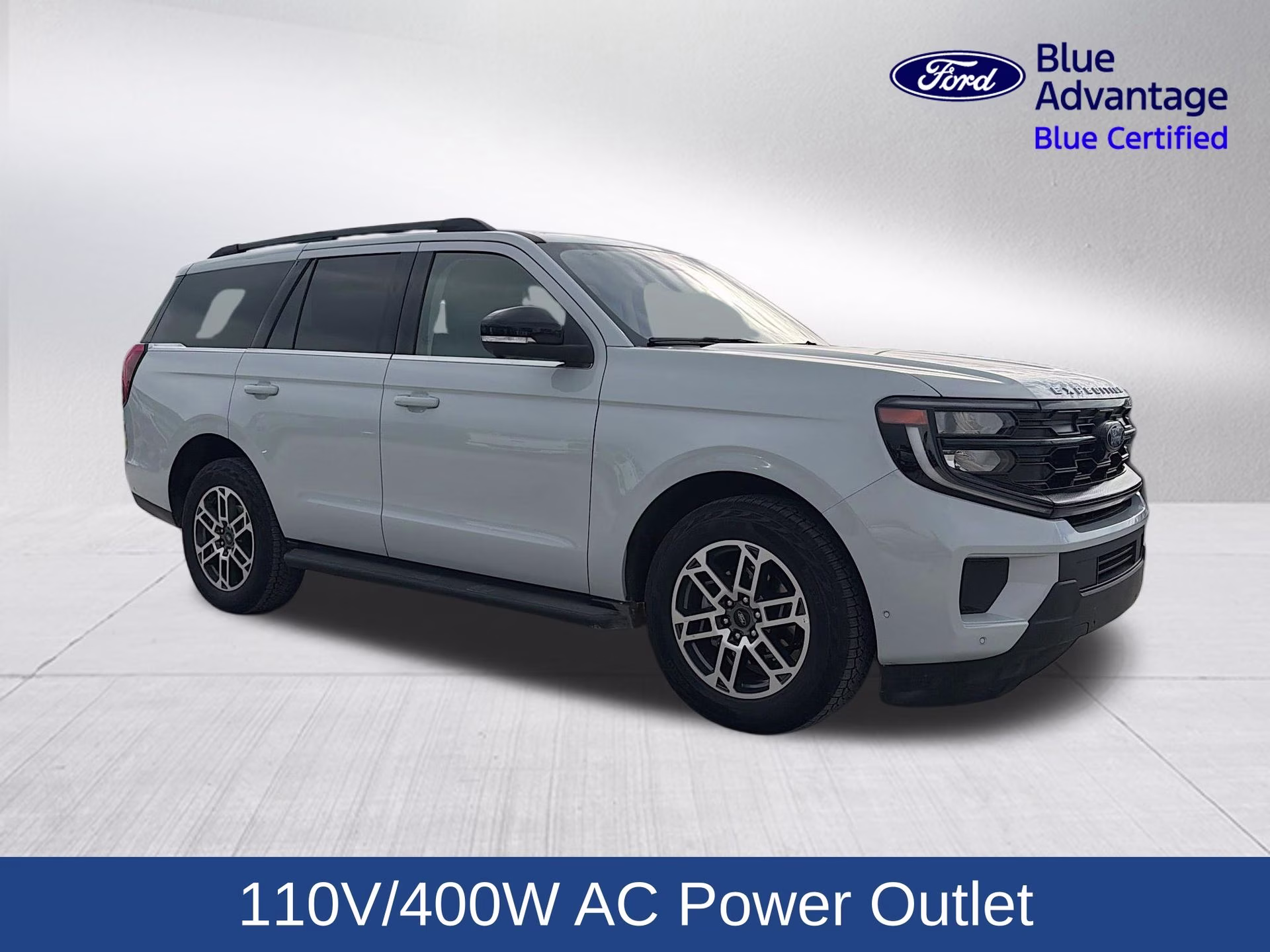 2025 Space Silver Metallic Ford Expedition Active 4X4 SUV