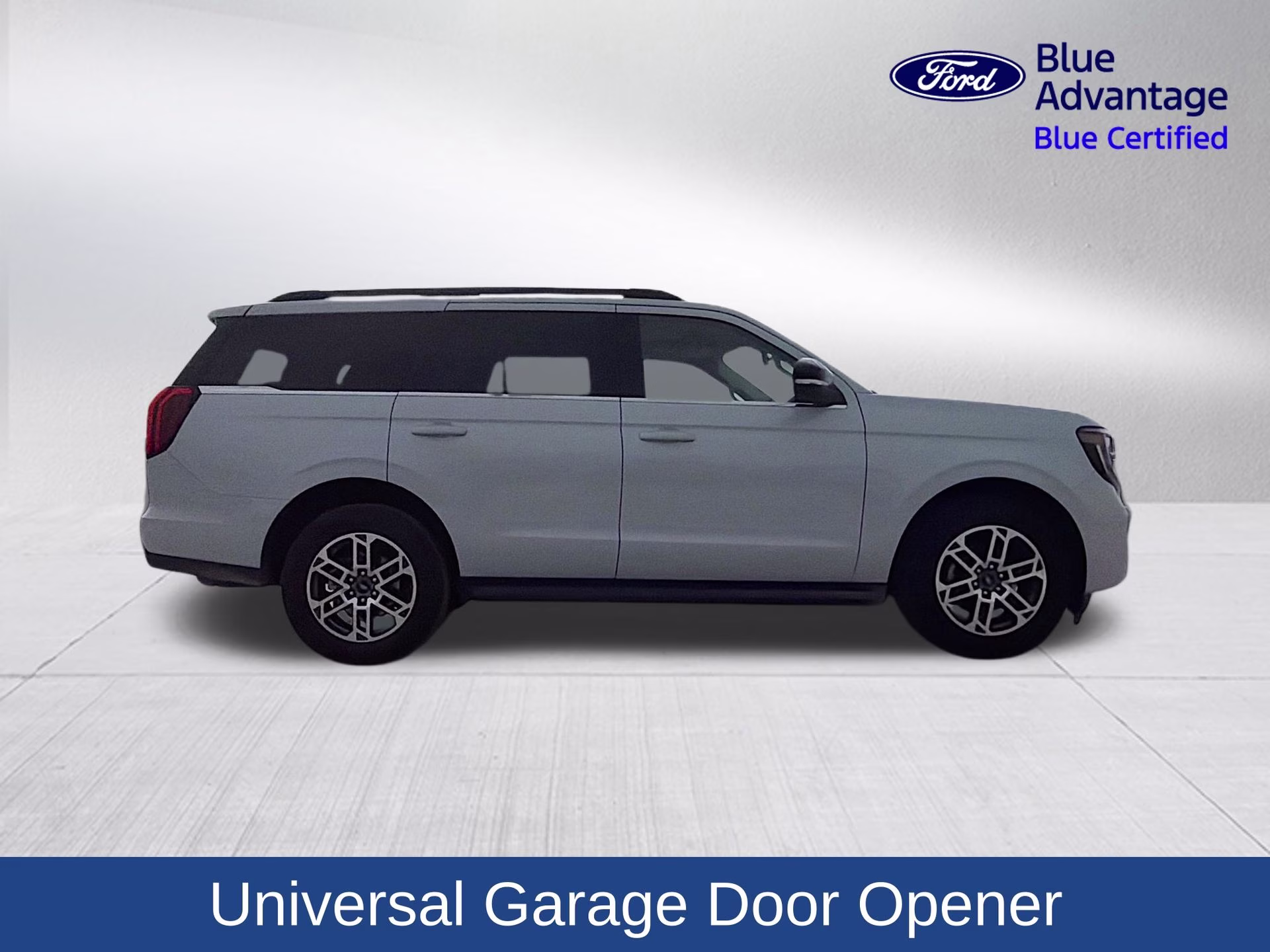 2025 Space Silver Metallic Ford Expedition Active 4X4 SUV