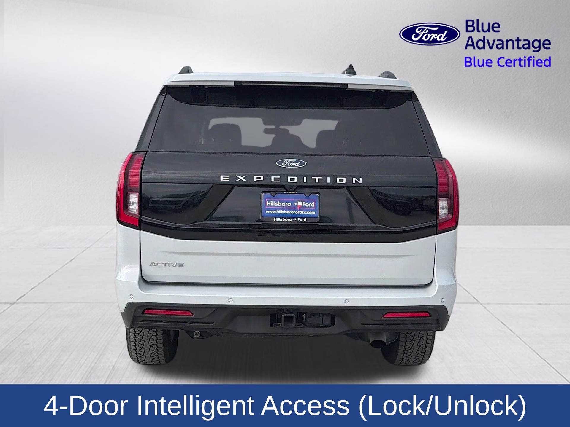 2025 Space Silver Metallic Ford Expedition Active 4X4 SUV