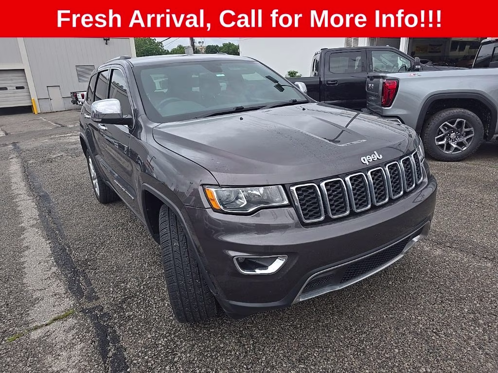 2017 Granite Crystal Metallic Clearcoat Jeep Grand Cherokee Limited 4X4 SUV