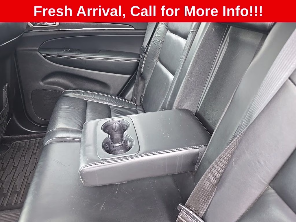 2017 Granite Crystal Metallic Clearcoat Jeep Grand Cherokee Limited 4X4 SUV