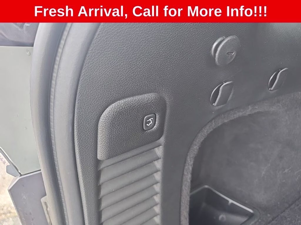 2017 Granite Crystal Metallic Clearcoat Jeep Grand Cherokee Limited 4X4 SUV