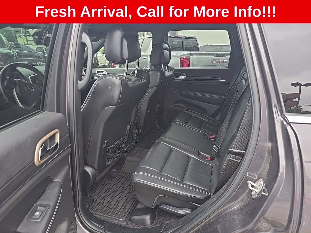 2017 Granite Crystal Metallic Clearcoat Jeep Grand Cherokee Limited 4X4 SUV