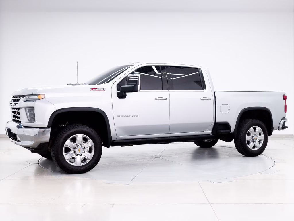 2022 Silver Ice Metallic Chevrolet Silverado 2500HD LTZ 4X4 Truck