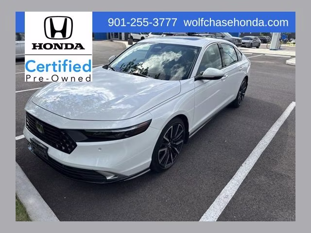 2026 Platinum White Pearl Honda Accord Hybrid Touring FWD Sedan