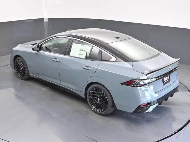2026 Atlantic Gray/Super Black Nissan Sentra SR FWD Sedan
