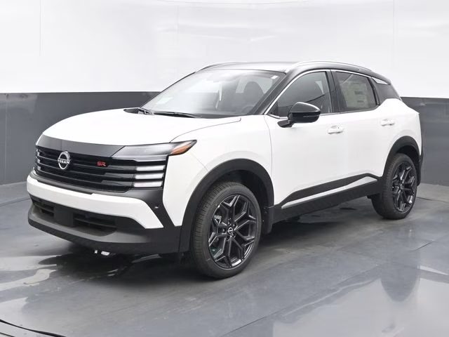 2026 Aspen White/Super Black Nissan Kicks SR FWD SUV
