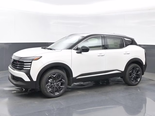 2026 Aspen White/Super Black Nissan Kicks SR FWD SUV