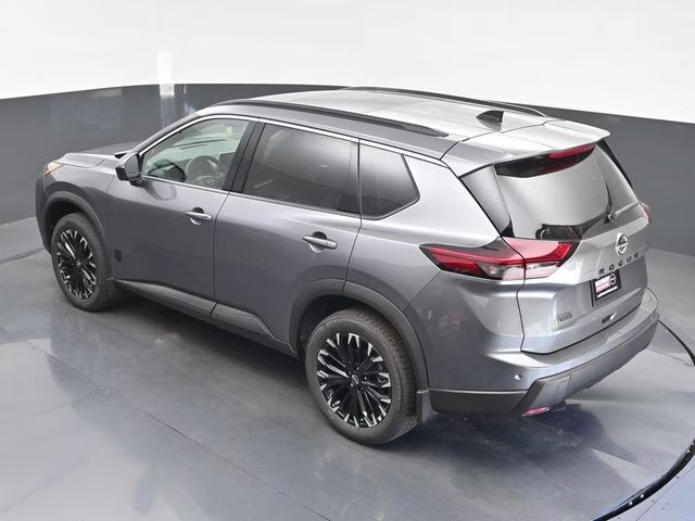 2026 Gun Metallic Nissan Rogue Dark Armor FWD SUV