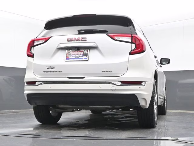2022 White Frost Tricoat GMC Terrain Denali AWD SUV