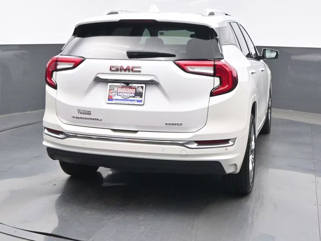 2022 White Frost Tricoat GMC Terrain Denali AWD SUV