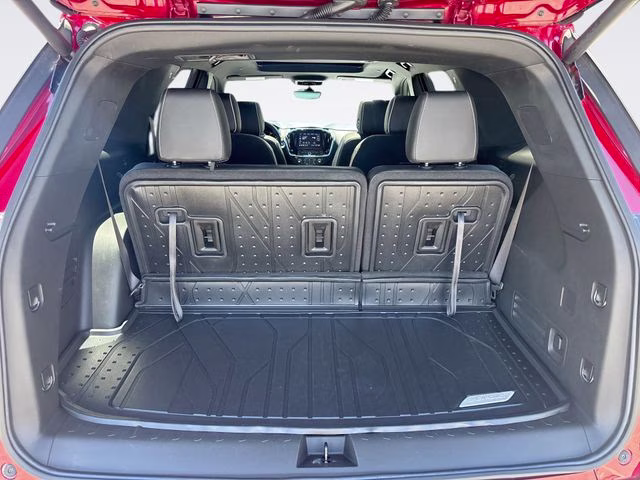 2023 Radiant Red Chevrolet Traverse Premier FWD SUV
