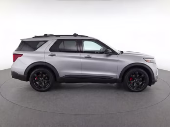 2023 Silver Metallic Ford Explorer ST 4X4 SUV