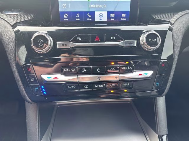 2023 Silver Metallic Ford Explorer ST 4X4 SUV