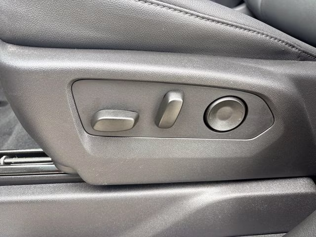 2025 Sterling Metallic GMC Sierra 1500 Elevation 4X4 Truck