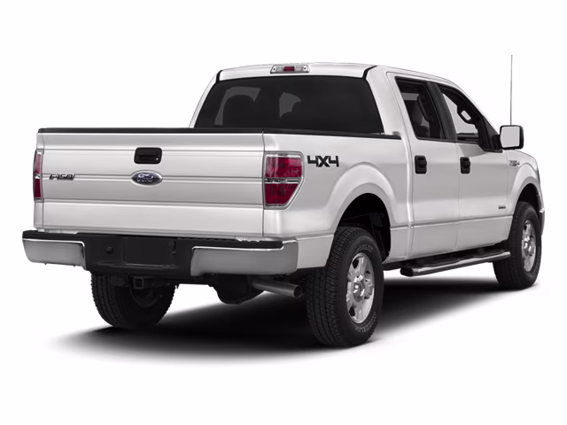 2013 Oxford White Ford F-150 XLT RWD Truck