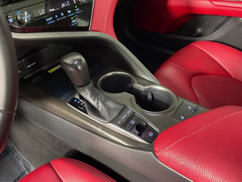 2022 Midnight Black Metallic Toyota Camry XSE FWD Sedan