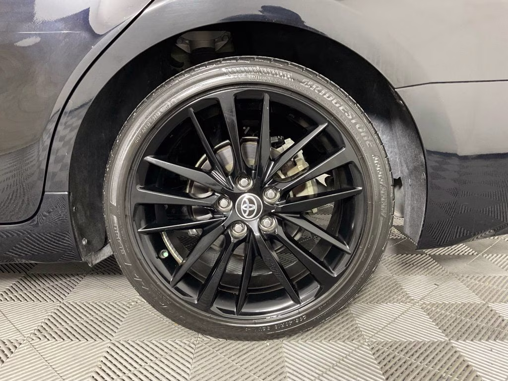2022 Midnight Black Metallic Toyota Camry XSE FWD Sedan