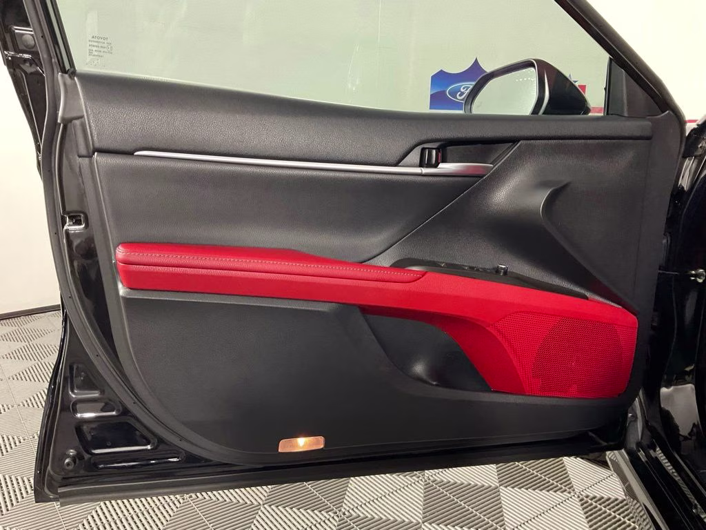 2022 Midnight Black Metallic Toyota Camry XSE FWD Sedan