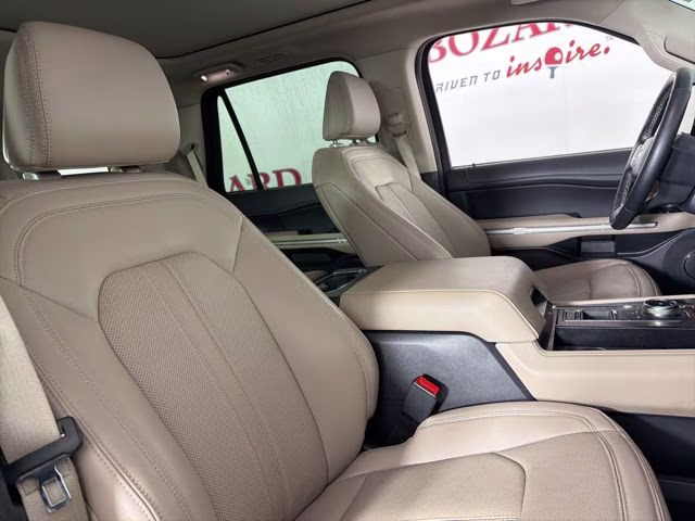 2024 Blue Metallic Ford Expedition Limited RWD SUV