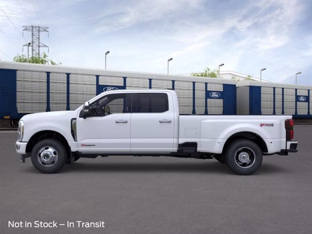 2026 Star White Metallic Tri-Coat Ford Super Duty F-350 DRW XL DRW 4X4 Truck
