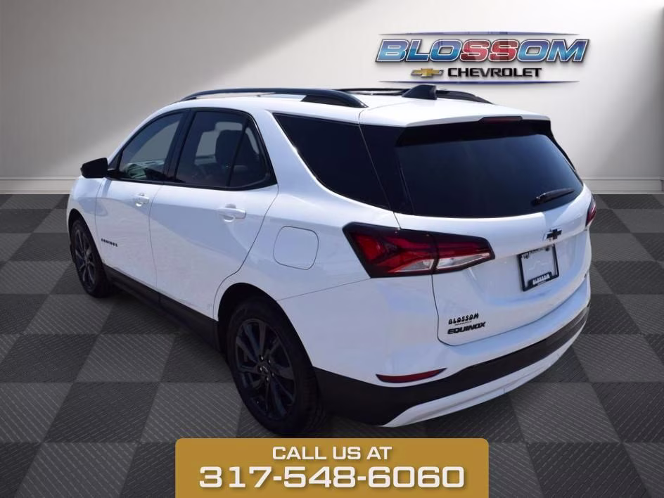 2024 Summit White Chevrolet Equinox RS FWD SUV