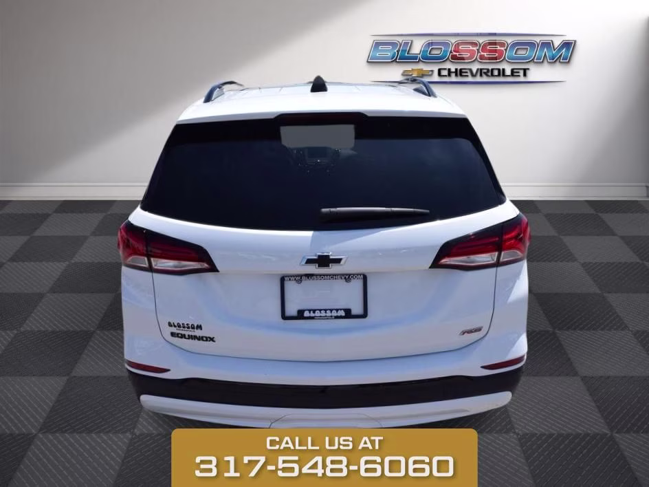 2024 Summit White Chevrolet Equinox RS FWD SUV