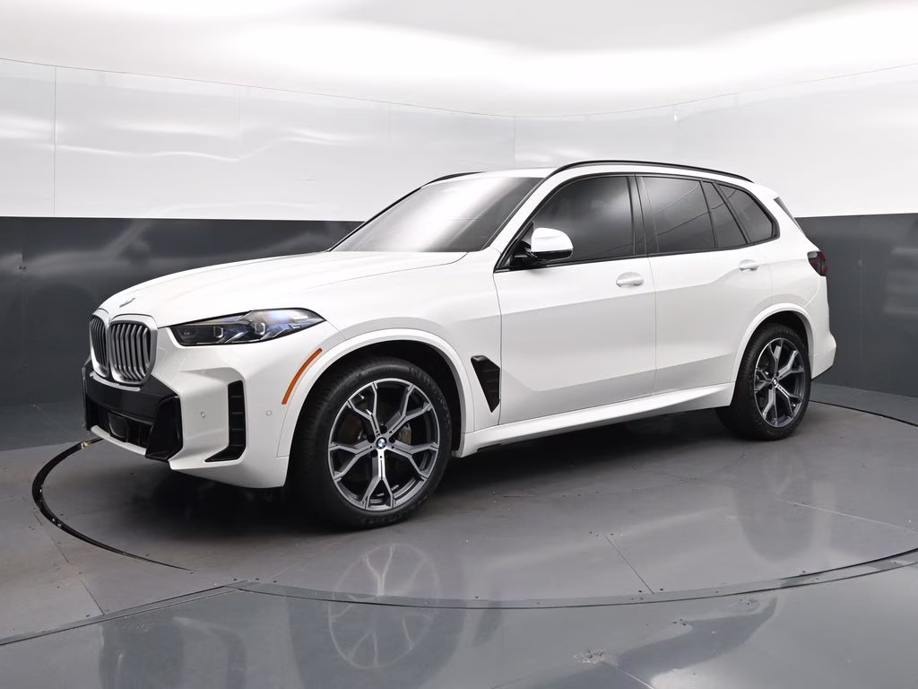 2026 Mineral White Metallic BMW X5 xDrive40i AWD SUV