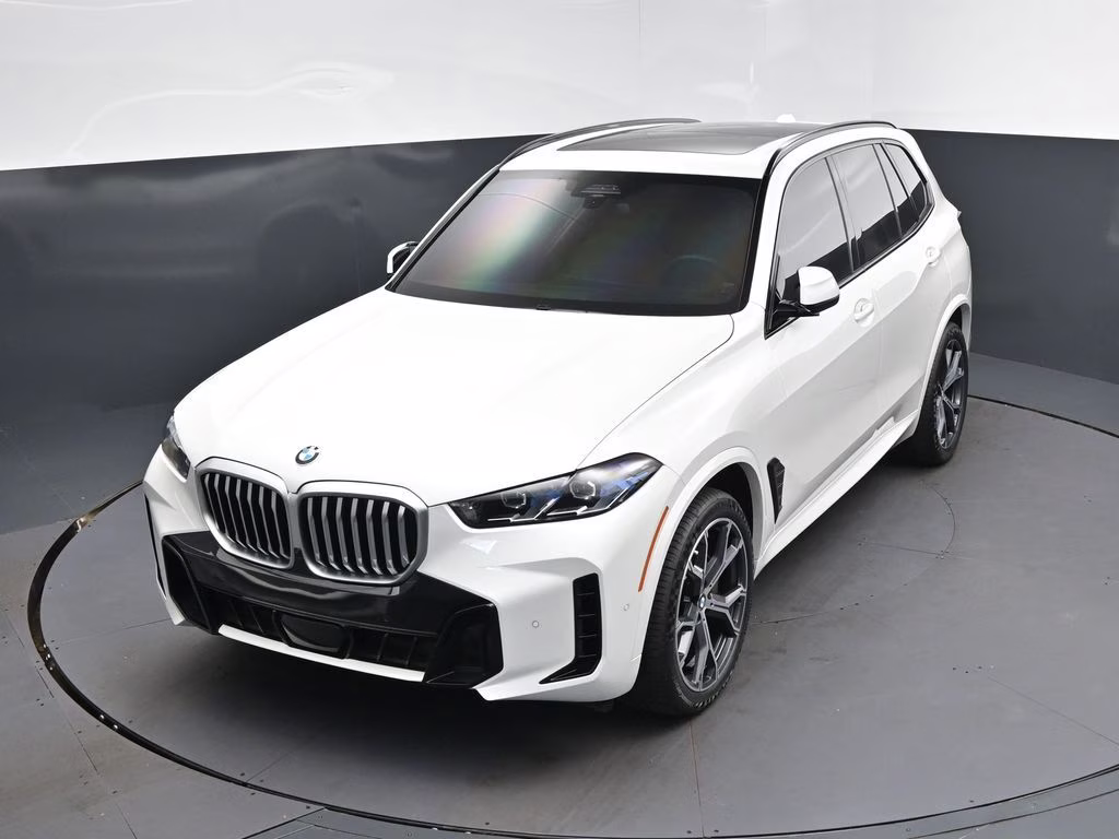 2026 Mineral White Metallic BMW X5 xDrive40i AWD SUV