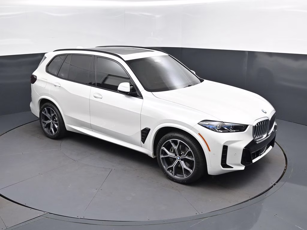 2026 Mineral White Metallic BMW X5 xDrive40i AWD SUV