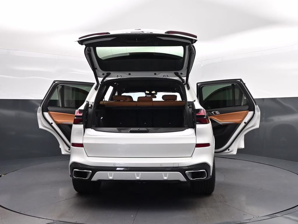 2026 Mineral White Metallic BMW X5 xDrive40i AWD SUV