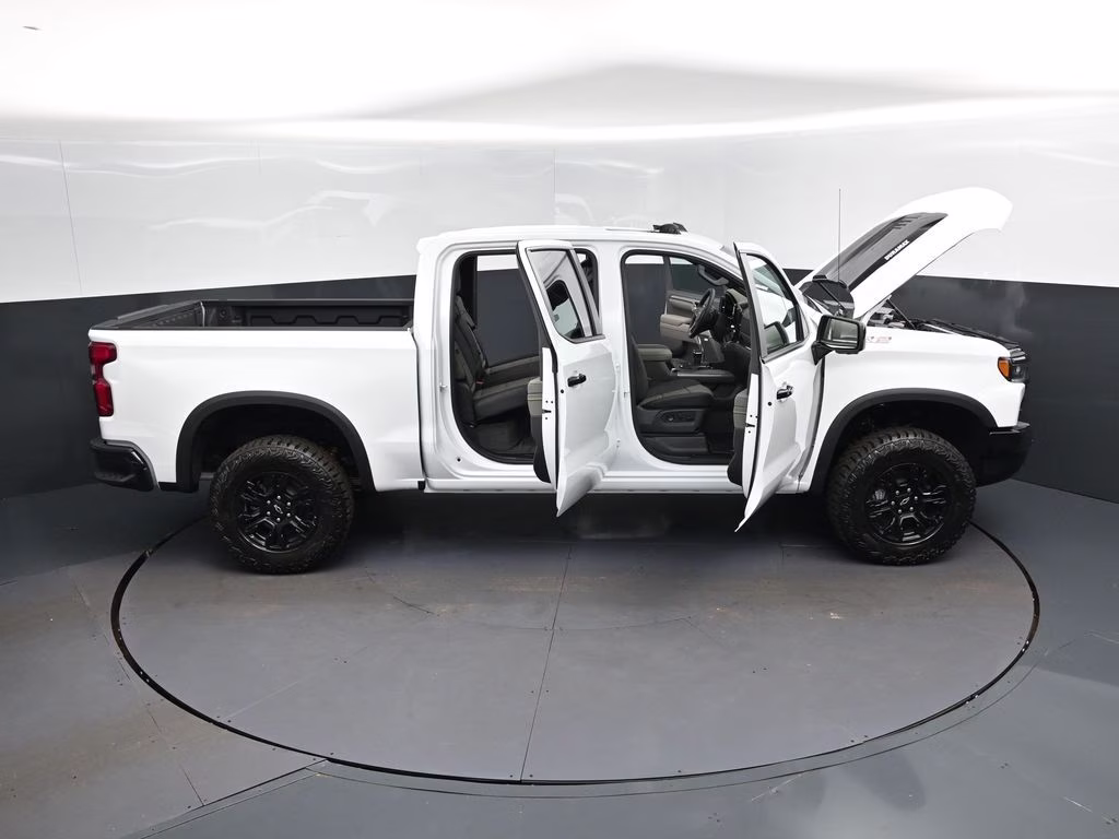2026 Summit White Chevrolet Silverado 1500 ZR2 4X4 Truck