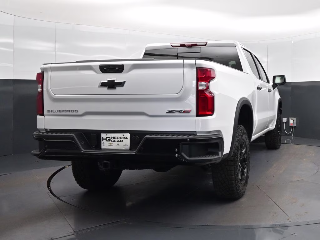 2026 Summit White Chevrolet Silverado 1500 ZR2 4X4 Truck