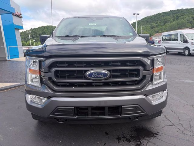 2022 Gray Metallic Ford F-150 XL 4X4 Truck