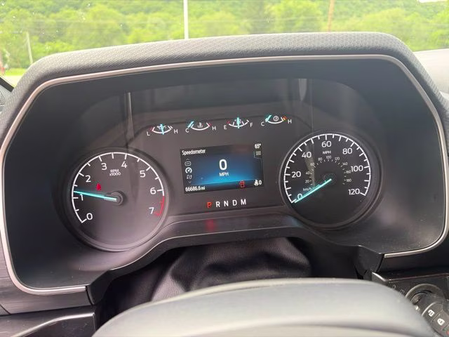 2022 Gray Metallic Ford F-150 XL 4X4 Truck