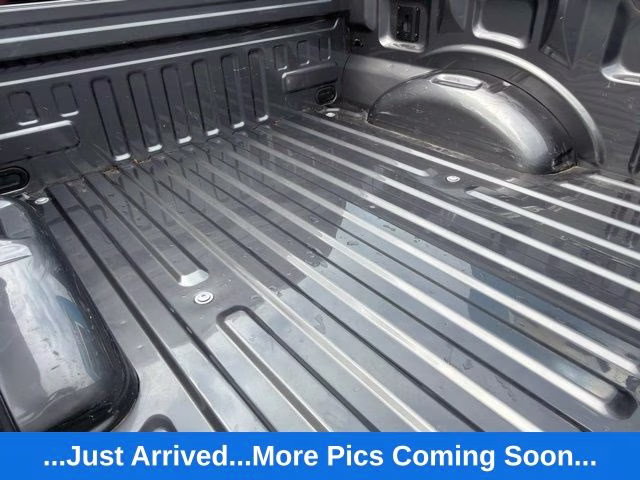 2022 Gray Metallic Ford F-150 XL 4X4 Truck