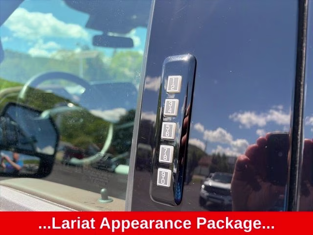 2023 Black Metallic Ford F-150 Lariat 4X4 Truck