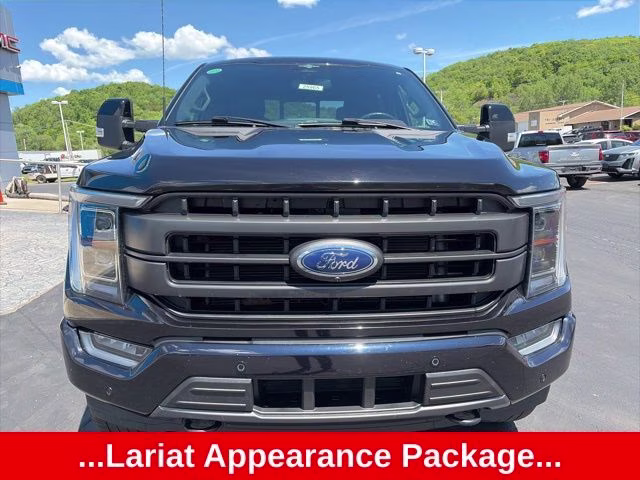 2023 Black Metallic Ford F-150 Lariat 4X4 Truck