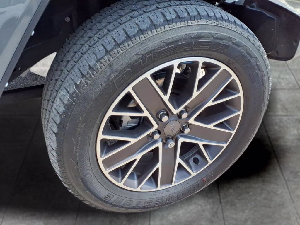 2022 Sting-Gray Clearcoat Jeep Wrangler 4xe Unlimited Sahara High Altitude 4X4 SUV