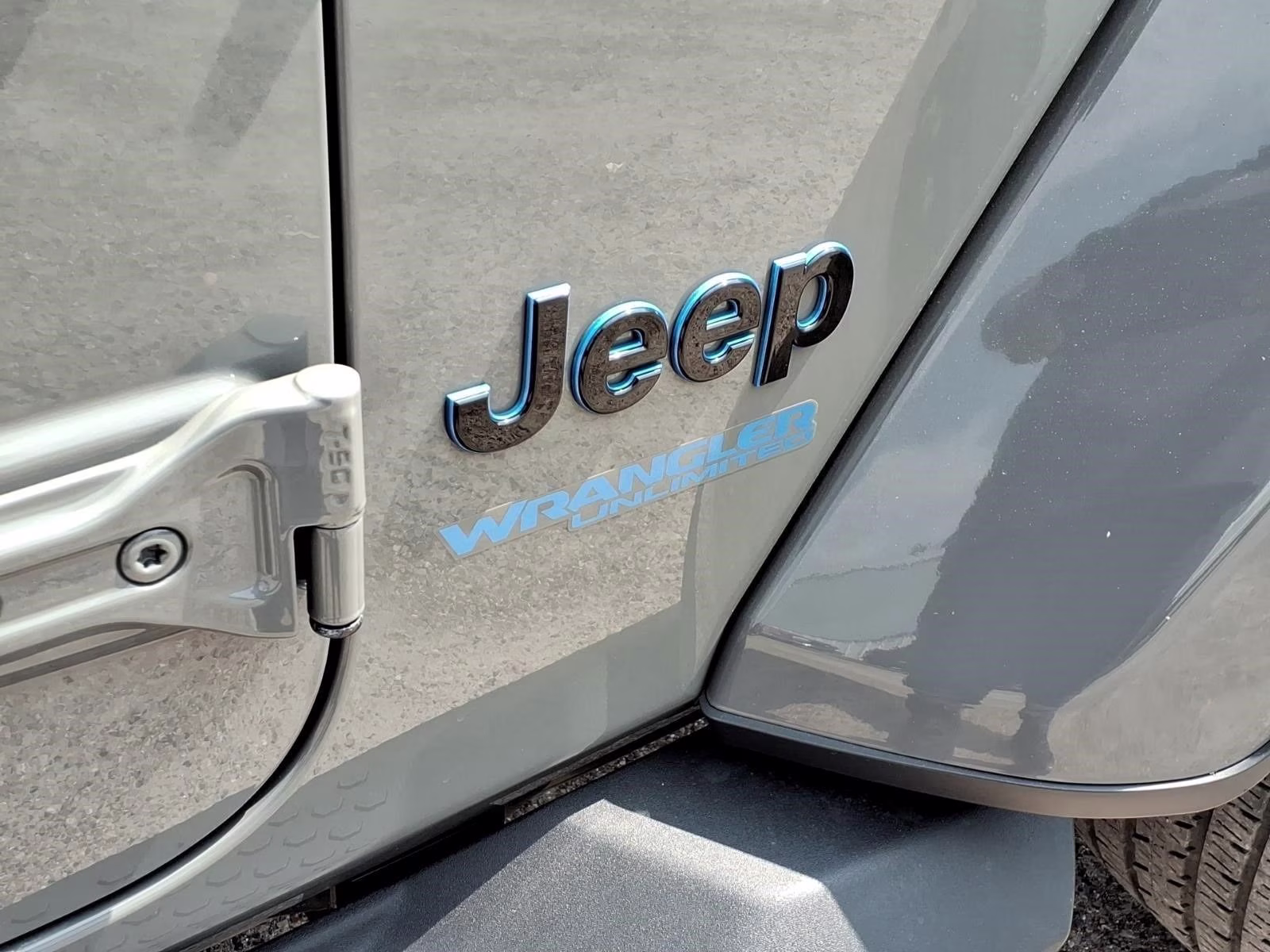 2022 Gray Clearcoat Jeep Wrangler Unlimited Sahara 4xe 4X4 SUV