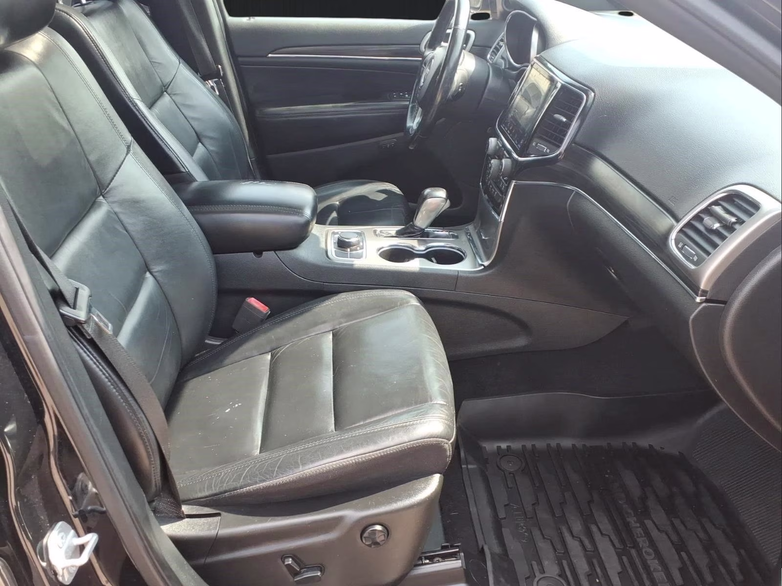 2020 Diamond Black Jeep Grand Cherokee Limited 4X4 SUV