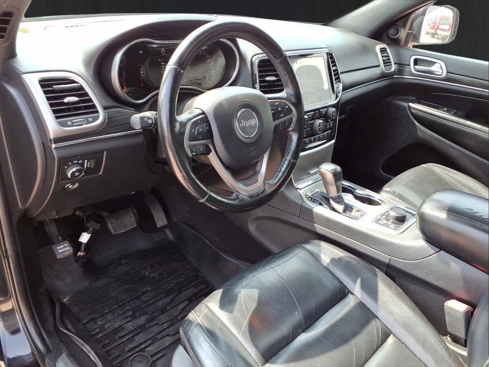 2020 Diamond Black Jeep Grand Cherokee Limited 4X4 SUV